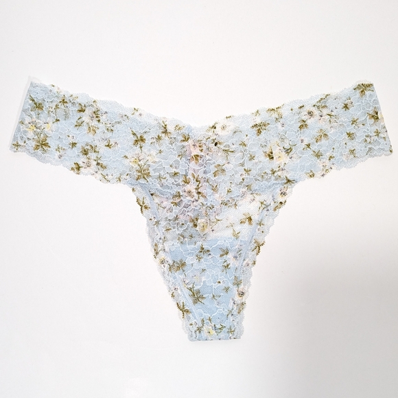 Victoria's Secret the Lacie Thong Panty Women Medium NEW Lace Underwear floral - Picture 8 of 8